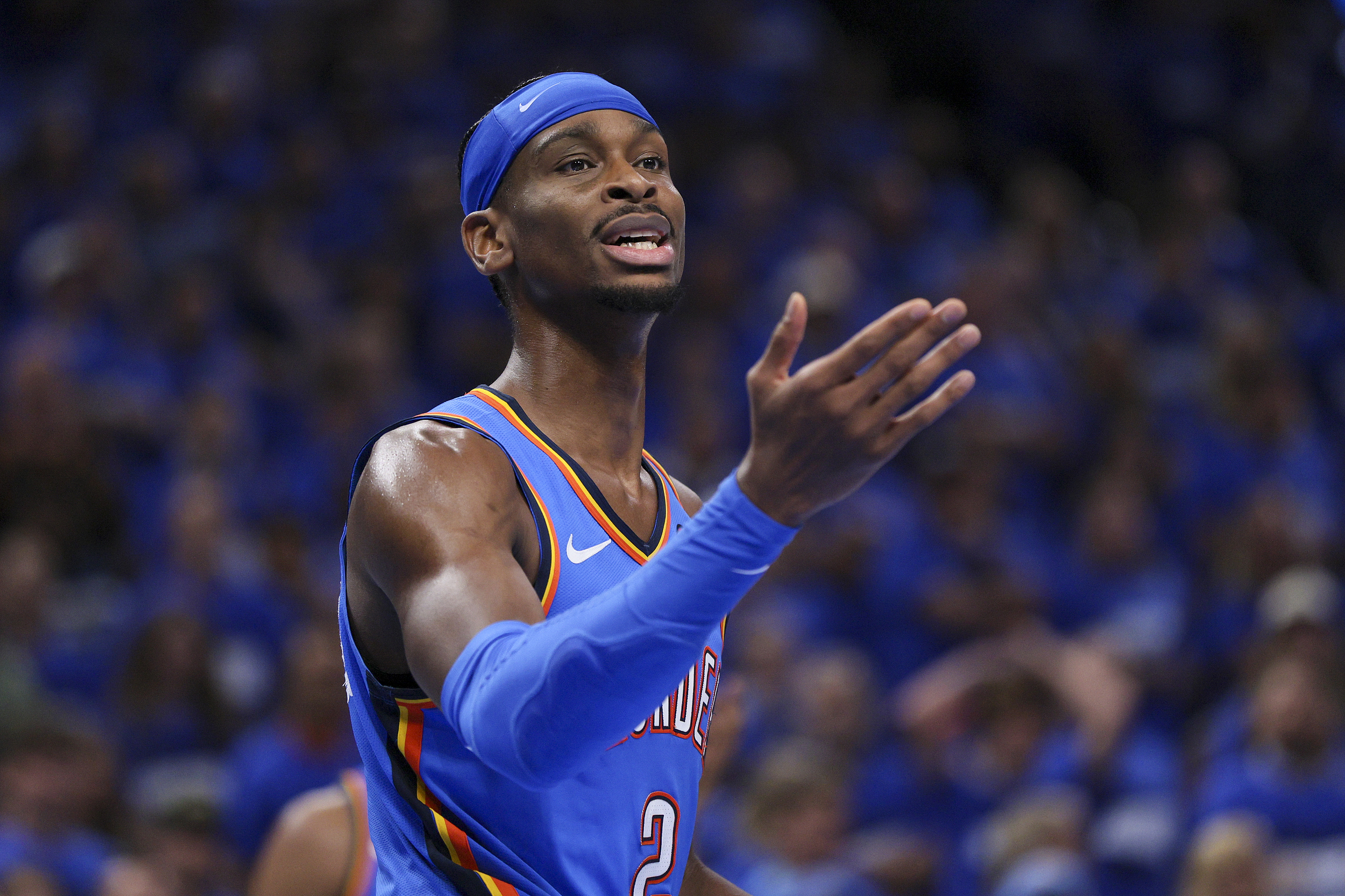 🤙SGA本赛季收获11次季后赛30+，追平杜兰特共同保持队史纪录